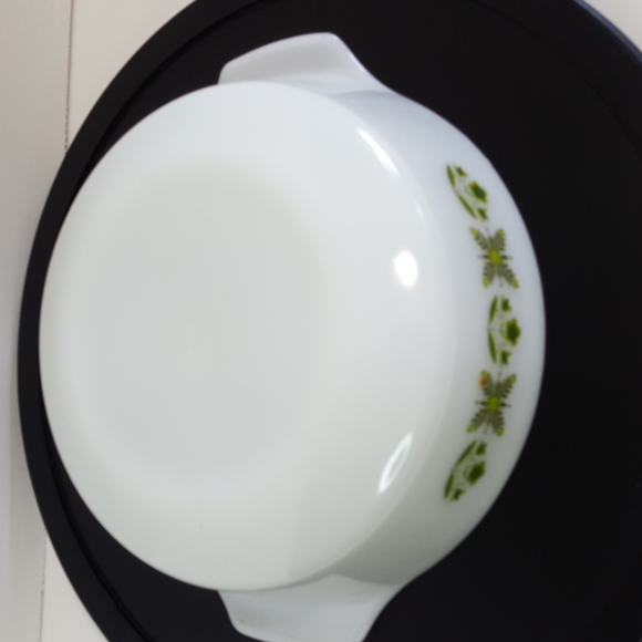 Fire King Meadow Green 2-Qt White Glass Casserole Dish number 438 Vintage 1970s - Picture 6 of 7